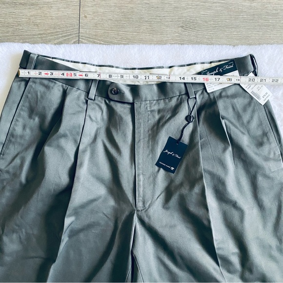 Joseph & Feiss Cuffed Pleated Dress Pants Autosizer Grey Men's Size 44x30 NWT - Picture 11 of 15